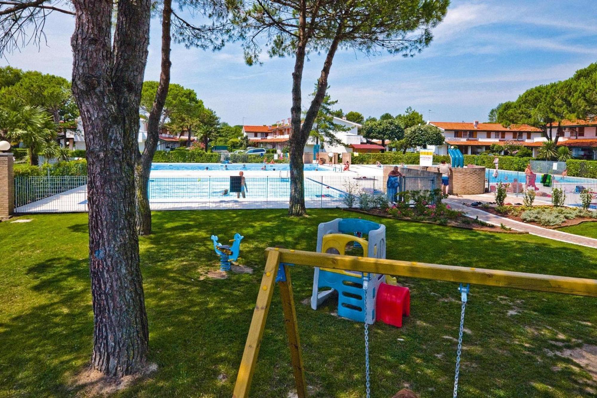 Residence Villaggio Danubio, Bibione Spiaggia Exterior photo